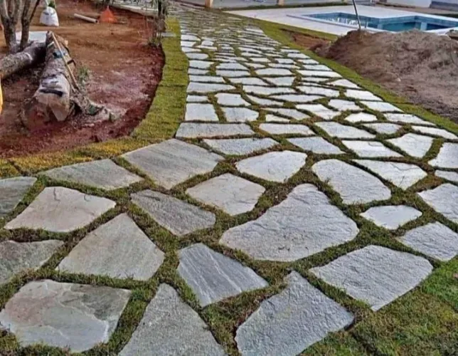 PEDRAS DE PIRENOPOLIS (GO)