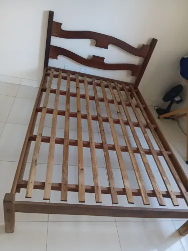 Cama madeira