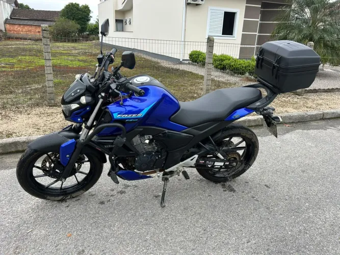 Yamaha Fazer 15 2025 (SemiNova) 