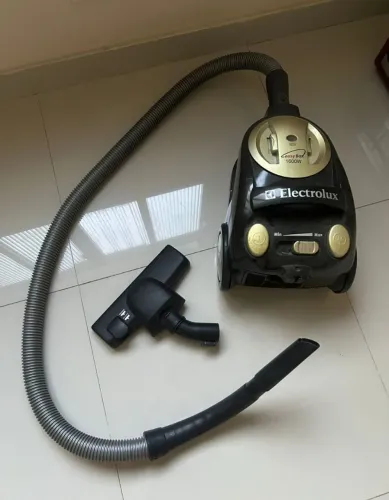 Aspirador de pó Eletrolux 1600W