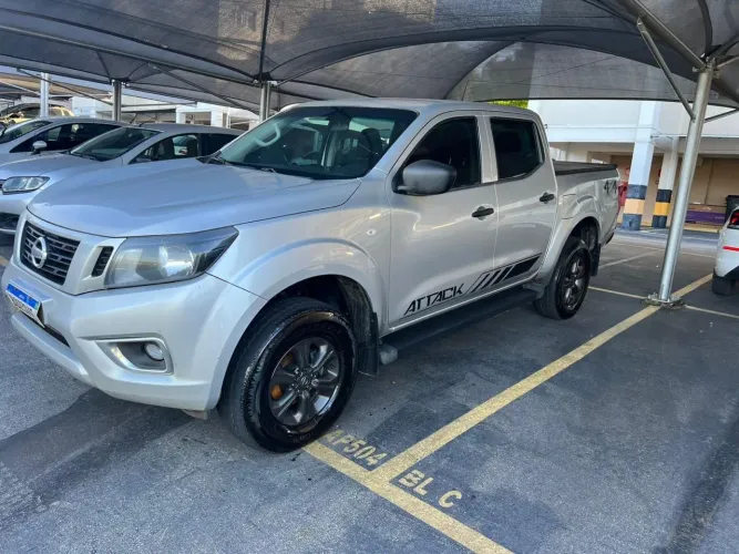 Nissan Frontier S CD 4X4 2.3 TB Diesel Mec. 2020