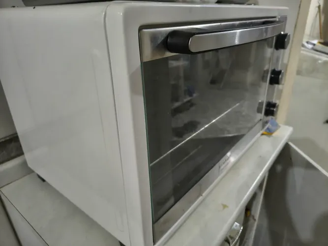 Forno elétrico semi novo branco Grande Family 52L