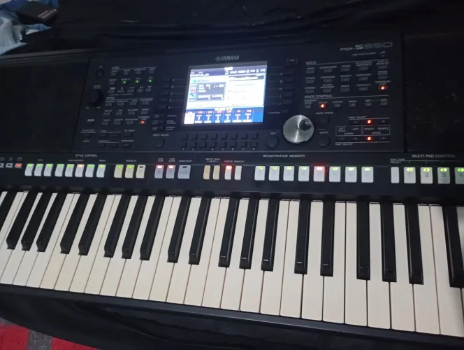 Yamaha S950 com pack do VG