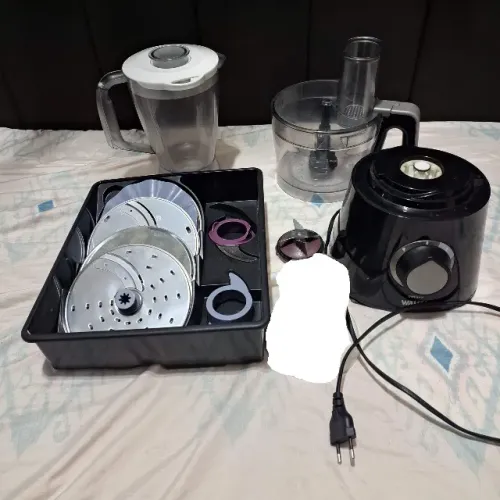Multiprocessador Philips Walita 750W com 9 acessórios 220v Com Liquidificador