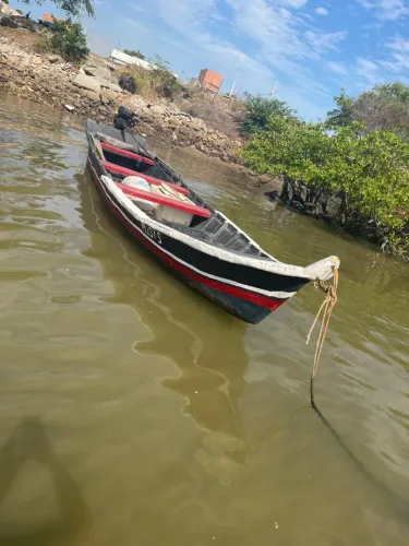 Barco todo em fibra com motor 15hp