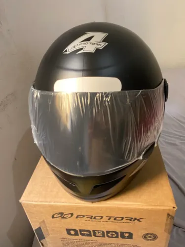 Capacete New Liberty 4 preto fosco viseira fumê TAM. 60
