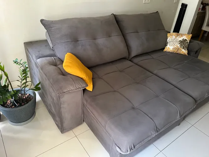 Sofá Retrátil Semi Novo