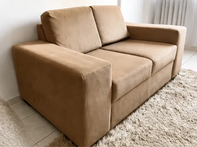 Sofá 2 Lugares Fixo Suede 1,63m (Desapego Rápido)