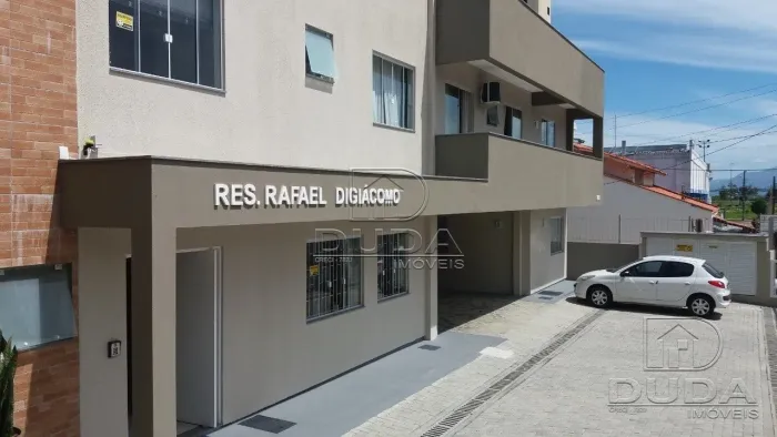 APARTAMENTO MOBILIADO SACO DOS LIMÕES.