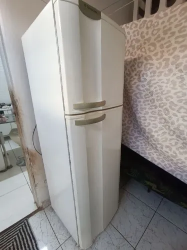 Geladeira Eletrolux