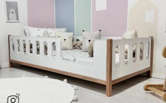 CAMA MONTESSORIANA INFANTIL