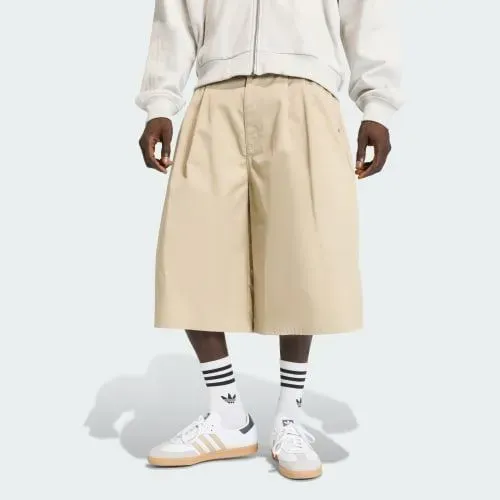 Bermuda largo adidas original tamanho M (oversize)