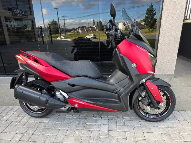 Yamaha Xmax 250 Abs - Estudo troca por outras motos