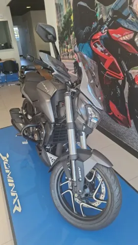 Dominar D400 0km Emplacamento grátis + Bônus de R4500,00