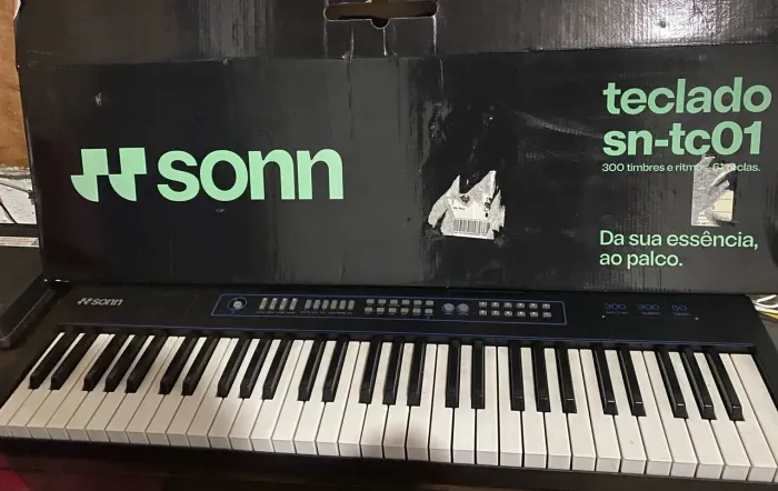 Teclado Sonn SN-TC01, em perfeito estado de funcionamento e conservação.