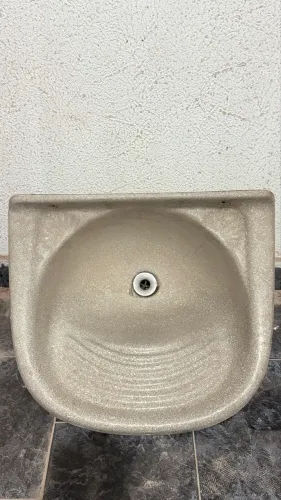 Tanque De Lavar Roupa De Parede.