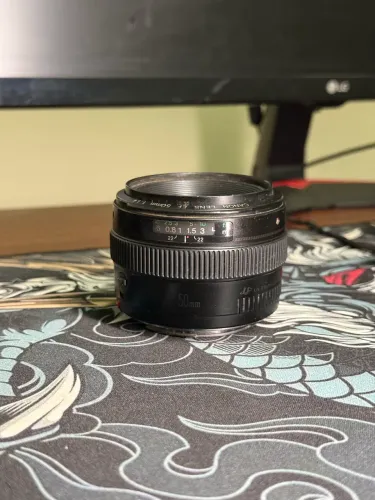 Vende-se Câmera Canon 6D Mark II + lentes