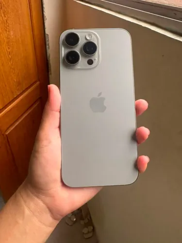 VENDO iPhone 16 pro max 