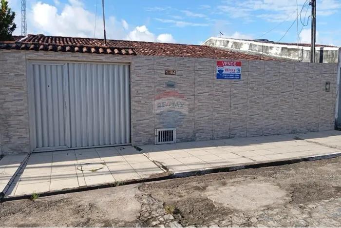 Casa a venda no Eustáquio Gomes, Maceió Al