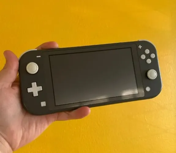 Nintendo Switch Lite - Cinza + Acessórios 
