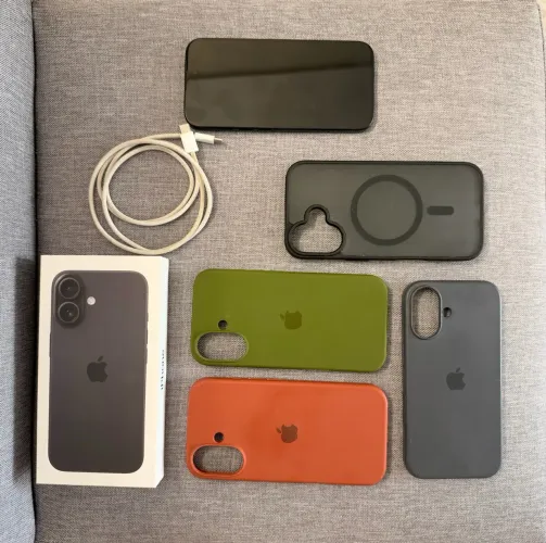 iPhone 16 128GB