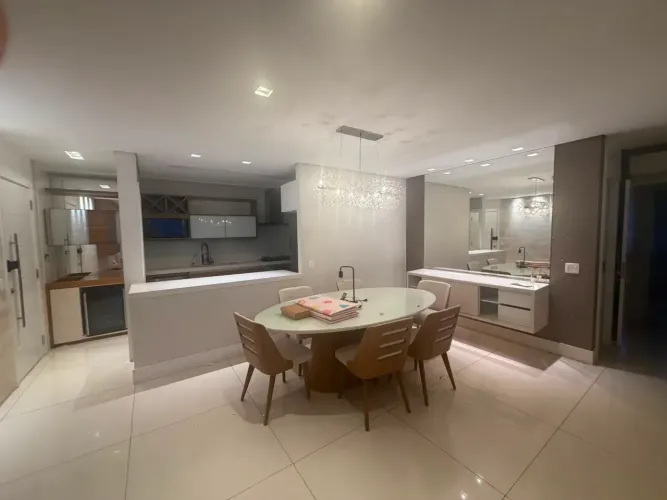 Aplhavita 110m de area util, 3 dormitórios sendo 1 suite, 2 vagas.