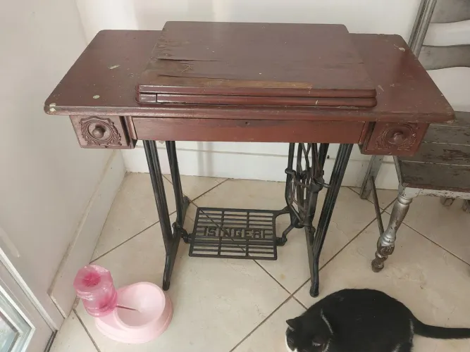 Máquina Antiga Singer