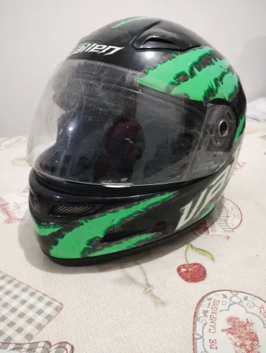 Capacete