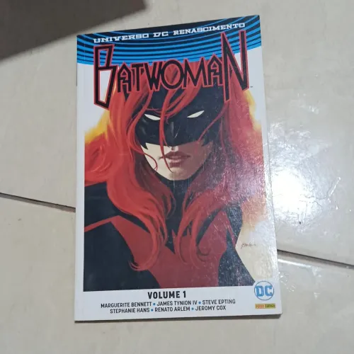 Hq Batwoman renascimento