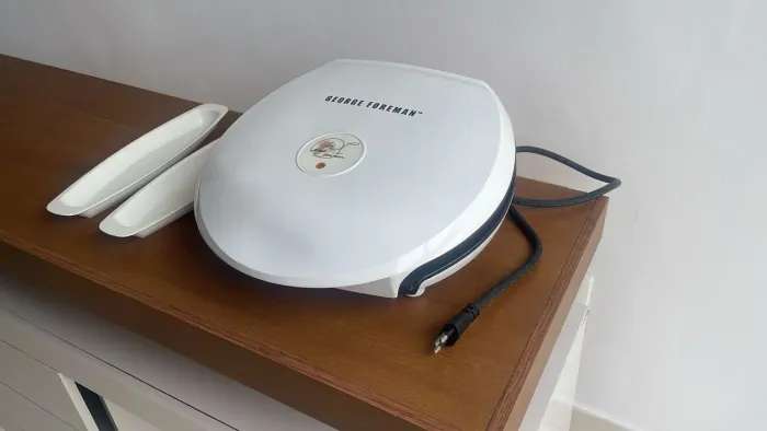 Grill George Foreman em excelente estado.
