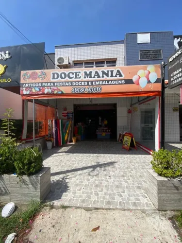VENDO TRADICIONAL LOJA DE DOCES NA AV. BRASILIA - NOVO MUNDO