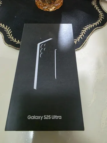 Samsung galaxy S25 Ultra, 12 GB de RAM, 512 GB de MEMÓRIA.