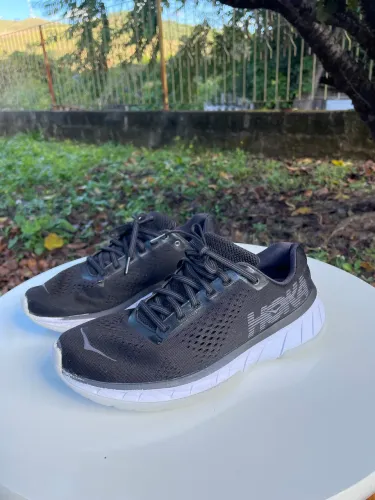 Tênis hoka Fly - Cavu 38