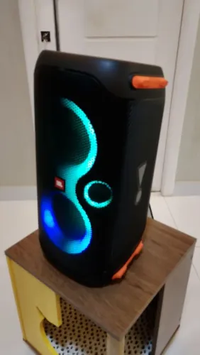Caixa de som JBL 
