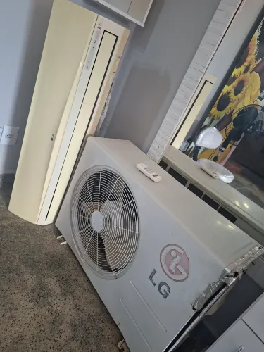 Vendo ar condicionado 24btus usado,nao faço entrega!