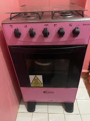 Fogão Rosa 200,00