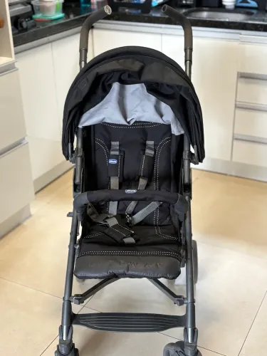 Carrinho de bebê chicco