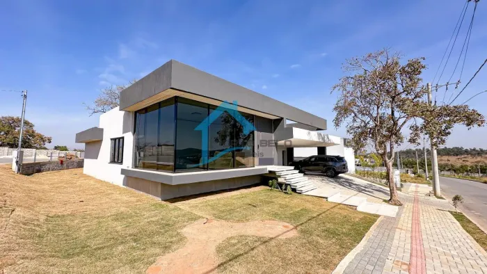 Casa em Condomínio para Venda em Contagem, Estância do Lago, 4 dormitórios, 4 suítes, 6 ba