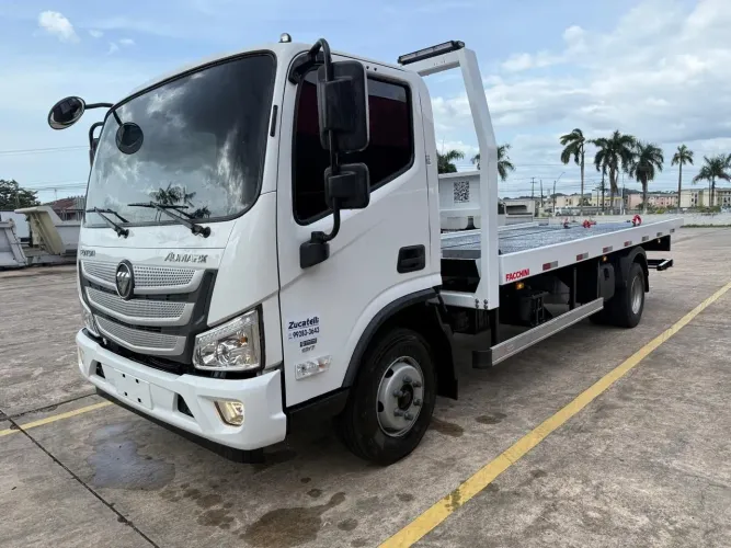 Caminhão FOTON Aumark 1217