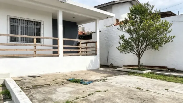 CASA PARA LOCAÇÃO - 2 DORMITÓRIOS | IPIRANGA - SÃO JOSÉ/SC