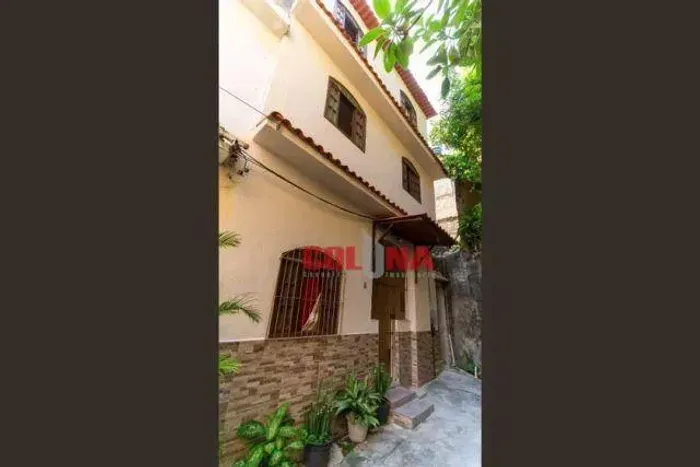 Casa com 11 dormitórios à venda, 195 m² por R$ 580.000,00 - São Domingos - Niterói/RJ