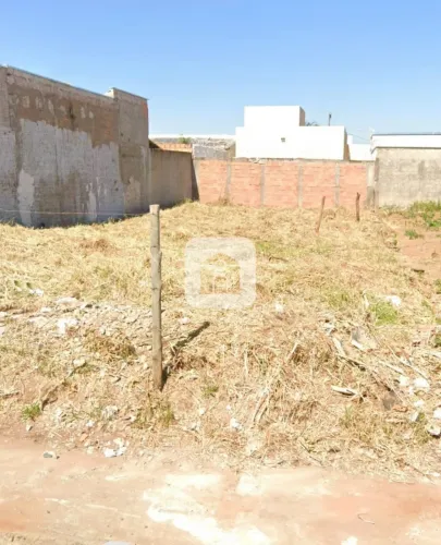 Terreno para venda no bairro Shopping Park
