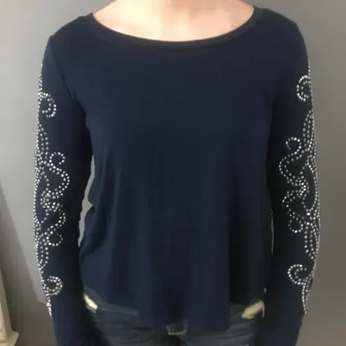 Blusa Marinho Manga Longa Com Spikes Da Marca Miroa