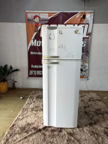 Geladeira Electrolux degelo seco usada marcas de uso ((ENTREGO GRATIS))