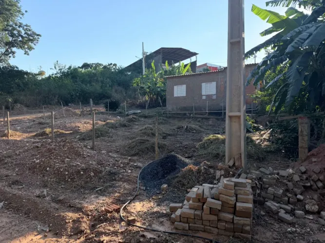 Vendo Terreno (Lote)