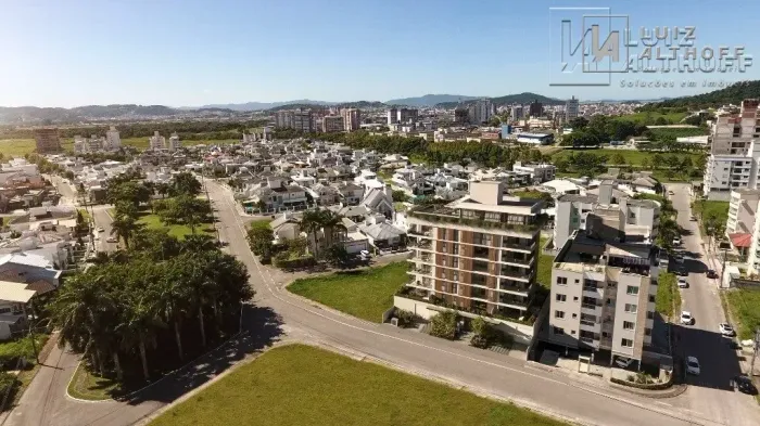 Apartamento na planta com 3 suítes - Pedra Branca, Palhoça/SC
