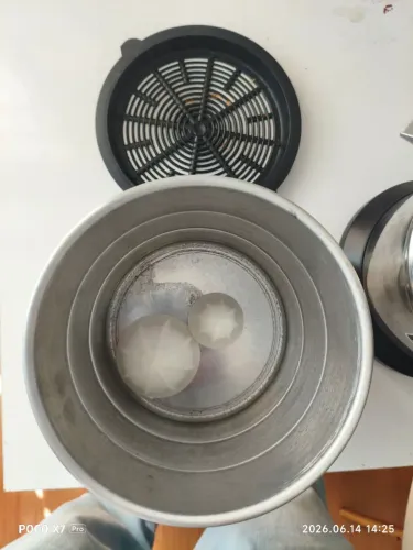 Espremedor de laranja usado uma vez so