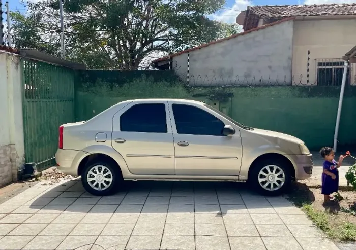 Renault Logan Expres./exp. UP Hi-flex 1.0 16V 4P 2012