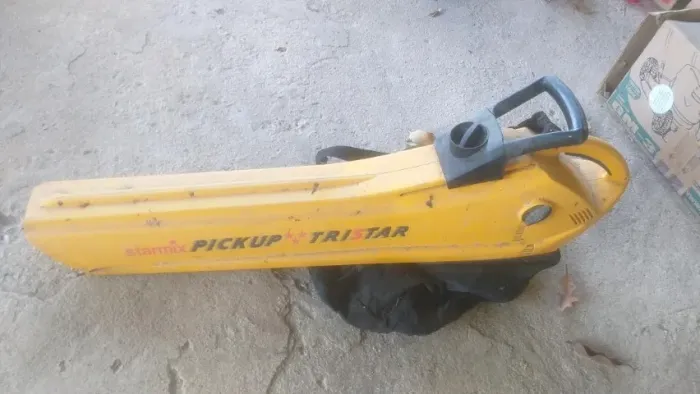 Vend0 Aspirador / Soprador de Folhas Elétrico 220V  - Preço R$200