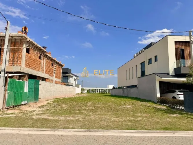 Terreno plano com 346 m² no Condominio Terras Alpha no Urbanova, São José dos Campos SP